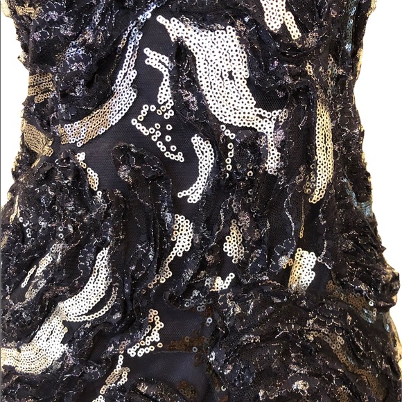 Teri Jon Gown - Picture 5 of 17